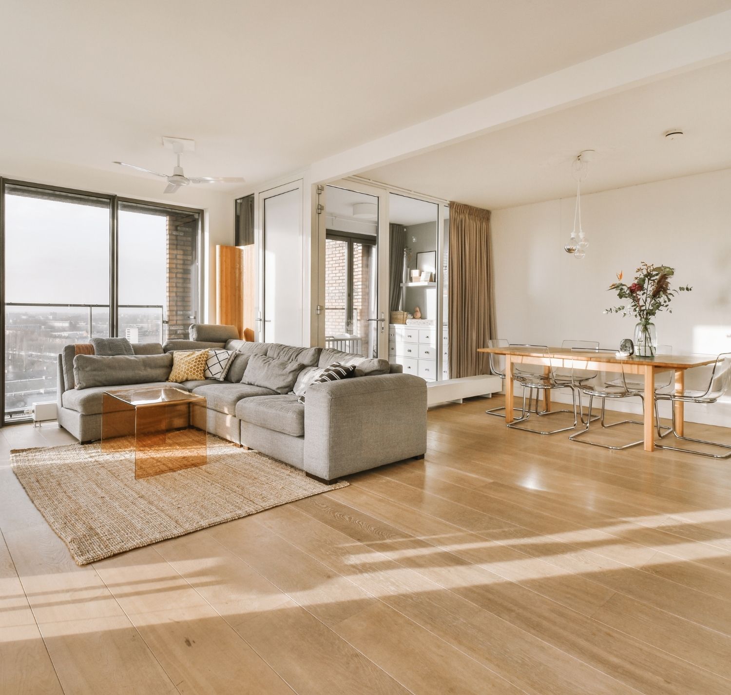 Luxury Vinyl Plank Flooring in Pinellas Park